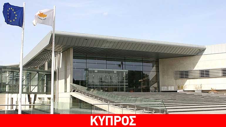 Κύπρος: Στις 6 Ιουλίου οι αναφορές του ΠτΔ για τα ωράρια των καταστημάτων